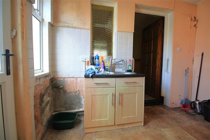 Photo 12 of 18 — 33 Pacelli Avenue, Graiguecullen, Carlow