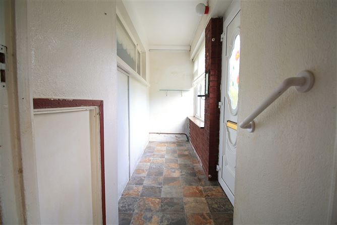 Photo 9 of 18 — 33 Pacelli Avenue, Graiguecullen, Carlow
