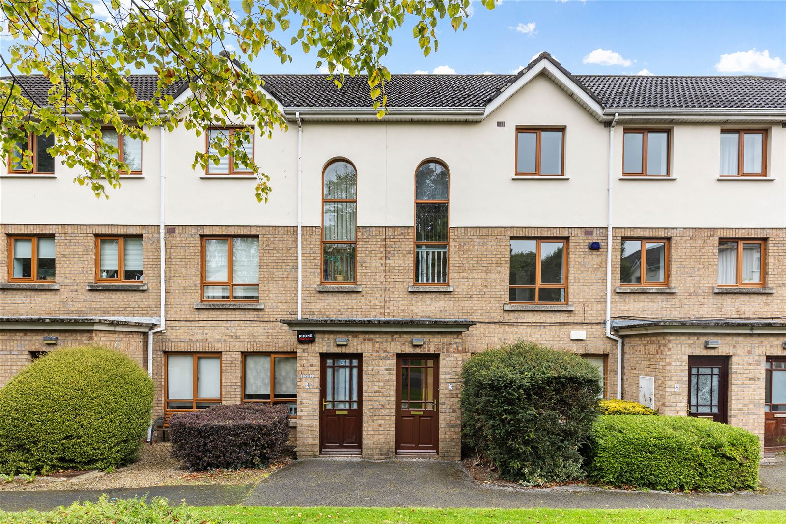 5 The Court, Larch Hill, Santry, Dublin 9