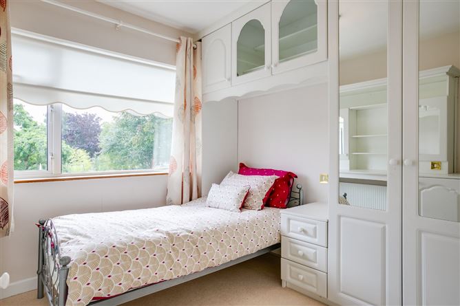 2 Glendown Crescent, Templeogue, Dublin 6W