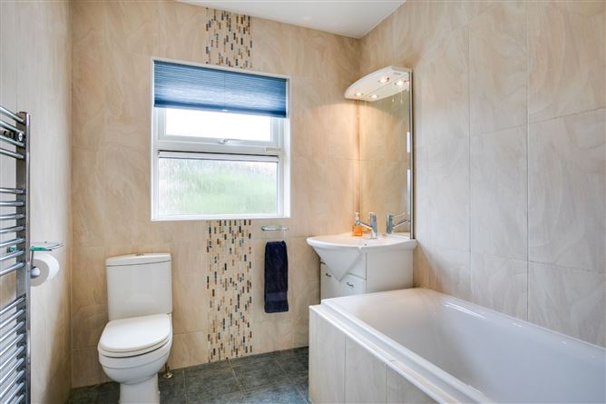 2 Glendown Crescent, Templeogue, Dublin 6W