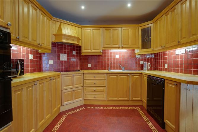 2 Glendown Crescent, Templeogue, Dublin 6W