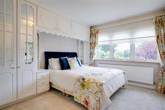 2 Glendown Crescent, Templeogue, Dublin 6W