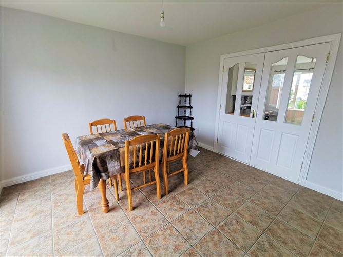 48 Clareville, Claremorris, Co. Mayo