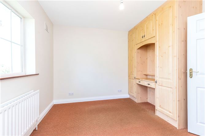14 Oakwood Crescent, Ballyhaise, Co. Cavan