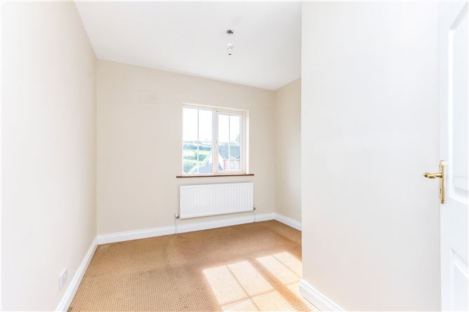 14 Oakwood Crescent, Ballyhaise, Co. Cavan