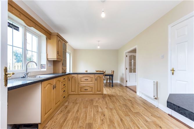 14 Oakwood Crescent, Ballyhaise, Co. Cavan