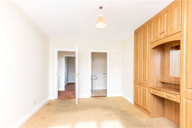 14 Oakwood Crescent, Ballyhaise, Co. Cavan