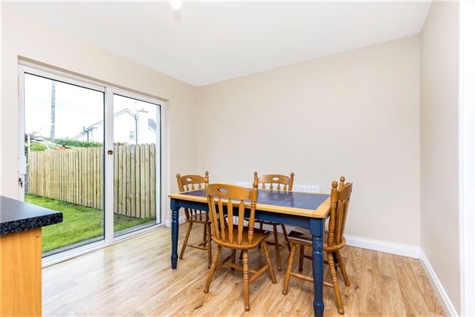 14 Oakwood Crescent, Ballyhaise, Co. Cavan