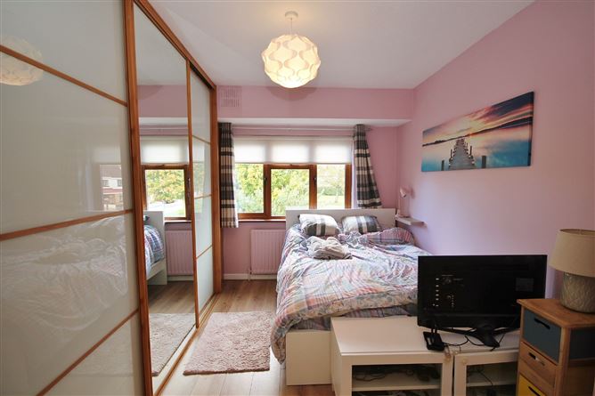 42 Canonbrook Court, Lucan, Co. Dublin
