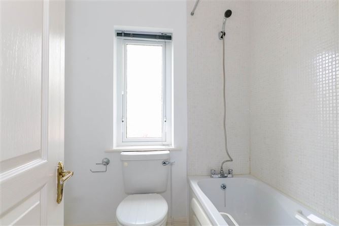 159 Manor Court, Knocknacarra, Galway, County Galway