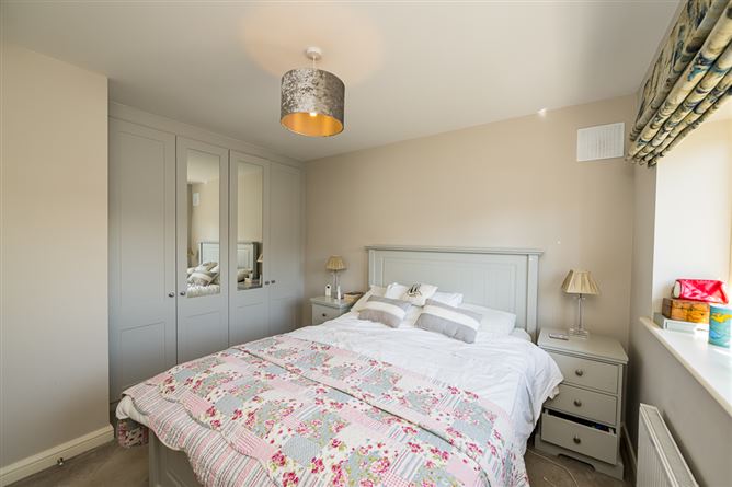 16 Cois Glaisin Park, Navan, Navan, Meath