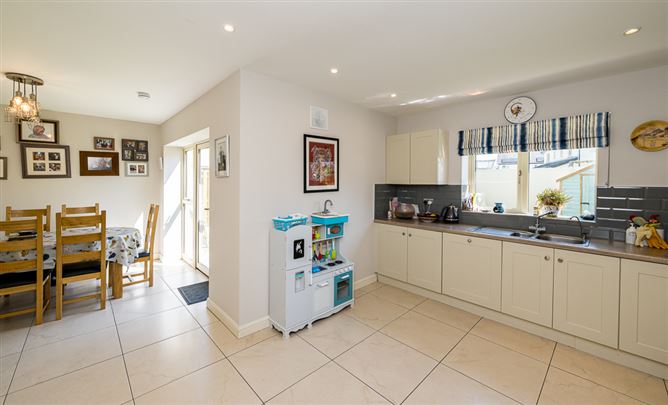 16 Cois Glaisin Park, Navan, Navan, Meath