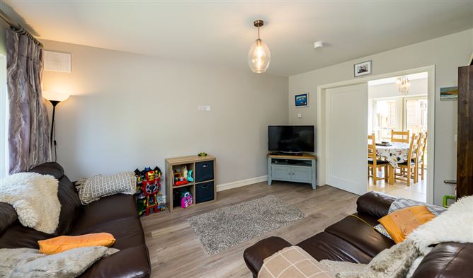 16 Cois Glaisin Park, Navan, Navan, Meath