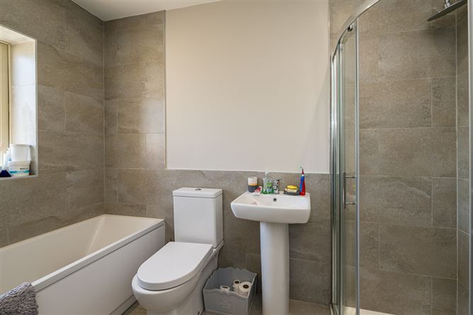 16 Cois Glaisin Park, Navan, Navan, Meath
