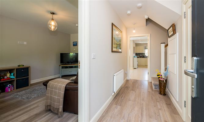 16 Cois Glaisin Park, Navan, Navan, Meath