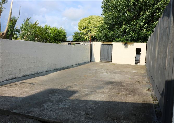27 Saint Molleran's, Carrick-beg, Waterford