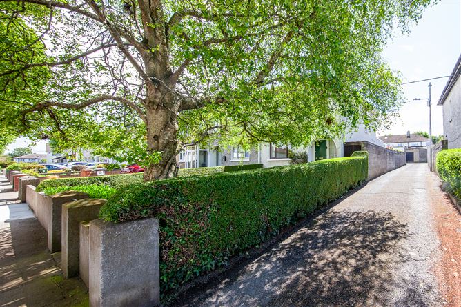 https://photos-a.propertyimages.ie/media/8/6/3/5005368/0529de6a-1c86-479d-a22d-3adc88b3cd54_l.jpg