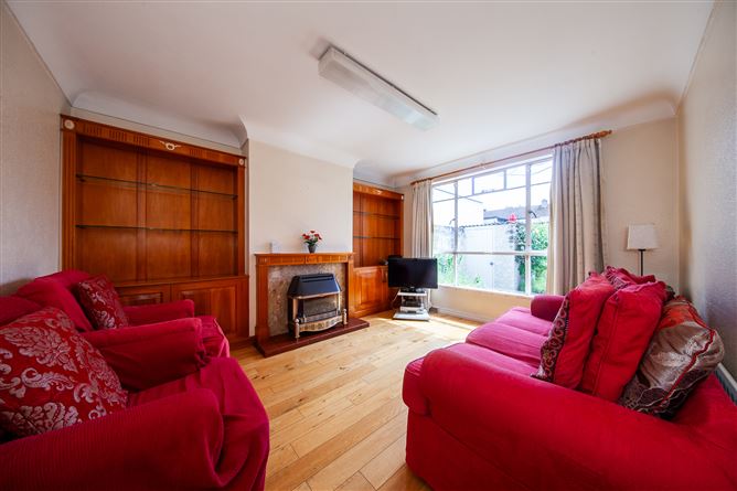 https://photos-a.propertyimages.ie/media/8/6/3/5005368/0529de6a-1c86-479d-a22d-3adc88b3cd54_l.jpg