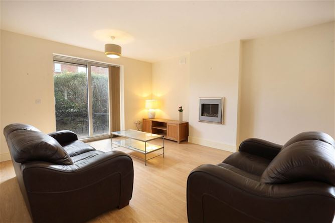 2 Ballintyre Grove, Ballinteer, Dublin 16