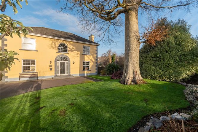 Driftwood, Killowen, Kenmare, Co. Kerry