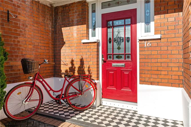 16 Frascati Park, Blackrock, Co. Dublin