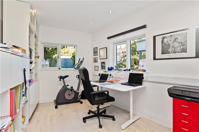 16 Frascati Park, Blackrock, Co. Dublin