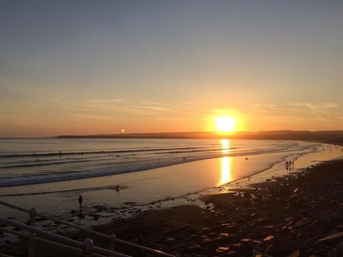 15 Ocean View, Lahinch, Clare