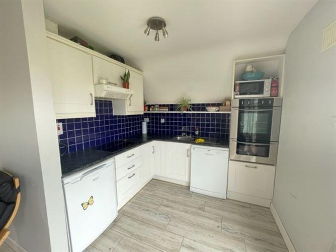 15 Ocean View, Lahinch, Clare
