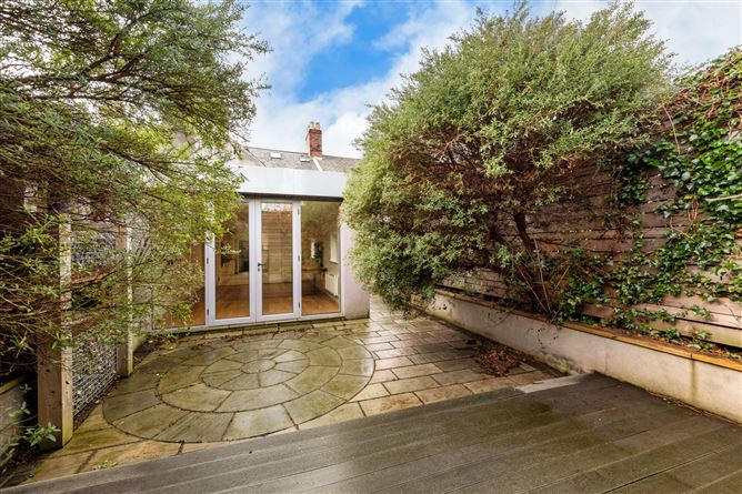 11 Mountpleasant Avenue Lower, Ranelagh, Dublin 6