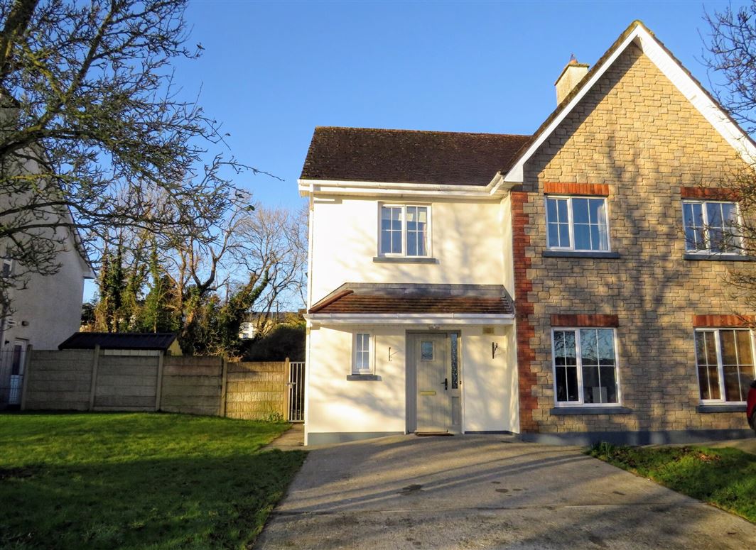 10 Manor Hill, Charleville, Co. Cork