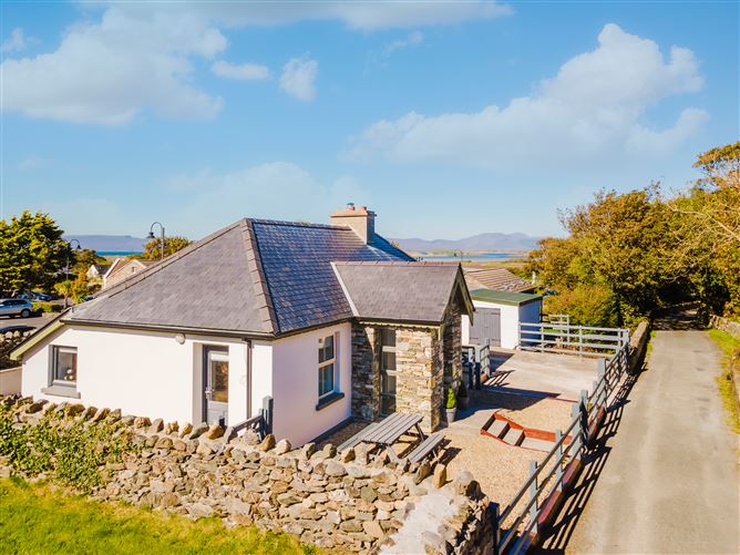 Reek Road Cottage, Murrisk, Westport, Mayo