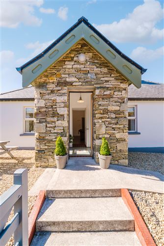 Reek Road Cottage, Murrisk, Westport, Mayo