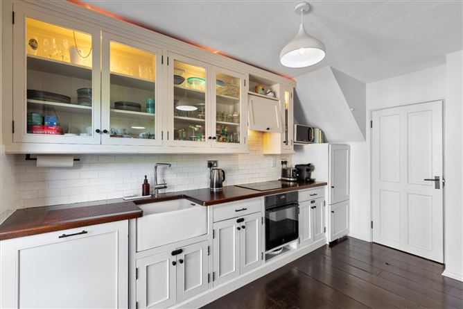 Photo 7 of 24 — 9 Seafield Court, Killiney, Co. Dublin
