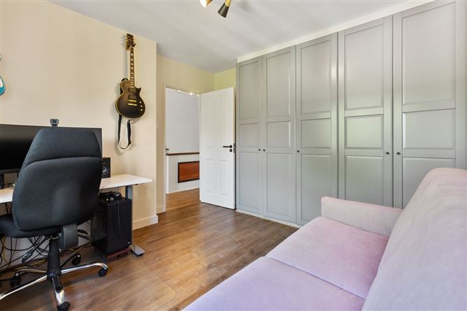 Photo 13 of 24 — 9 Seafield Court, Killiney, Co. Dublin