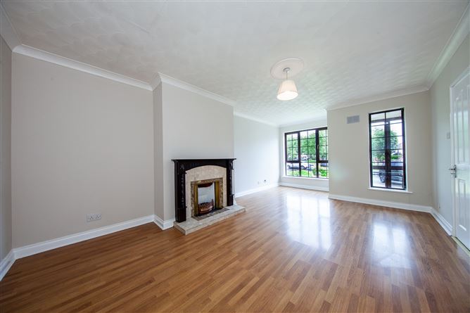 https://photos-a.propertyimages.ie/media/8/6/4/5004468/6cc2ec7a-ac79-428a-841a-b97957f02f73_l.jpg
