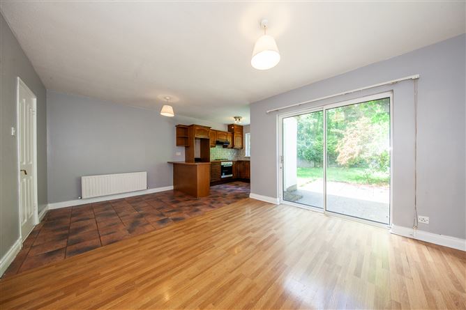 https://photos-a.propertyimages.ie/media/8/6/4/5004468/6cc2ec7a-ac79-428a-841a-b97957f02f73_l.jpg