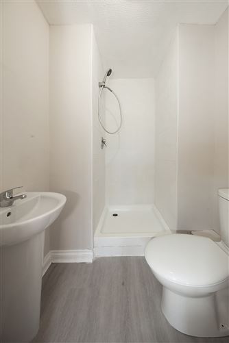 https://photos-a.propertyimages.ie/media/8/6/4/5004468/6cc2ec7a-ac79-428a-841a-b97957f02f73_l.jpg