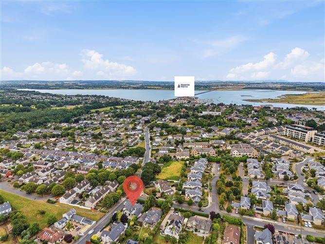 Photo 22 of 25 — Bannaventa, 1 Seamount Road, Malahide, County Dublin
