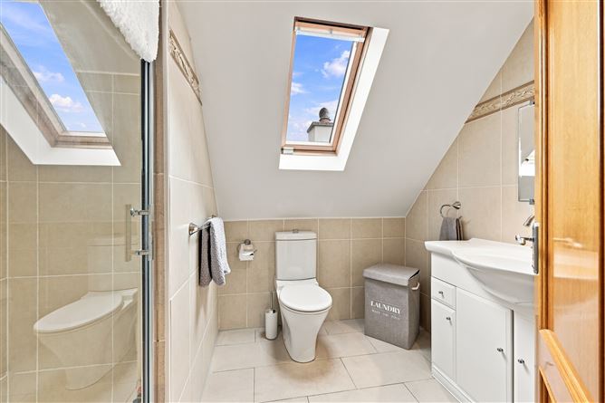 Photo 18 of 25 — Bannaventa, 1 Seamount Road, Malahide, County Dublin