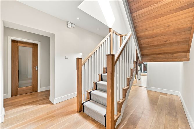 Bannaventa, 1 Seamount Road, Malahide, County Dublin