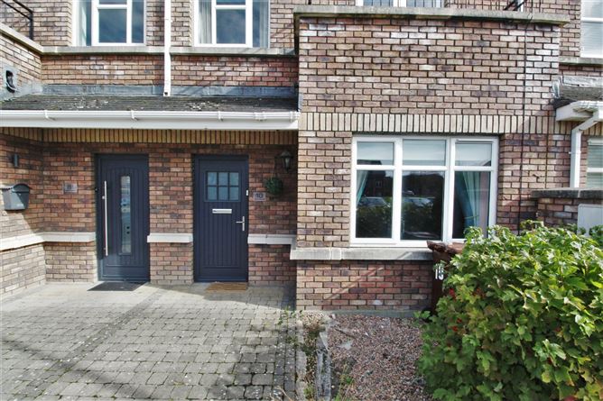 10 Castlegrange Dale, Castaheany, Clonee, Dublin 15