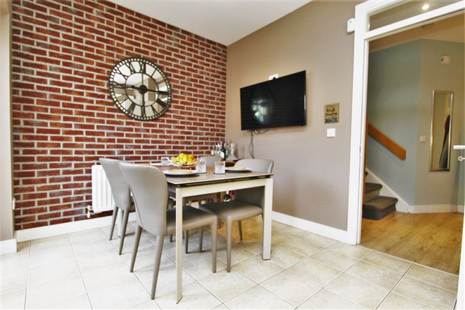 10 Castlegrange Dale, Castaheany, Clonee, Dublin 15