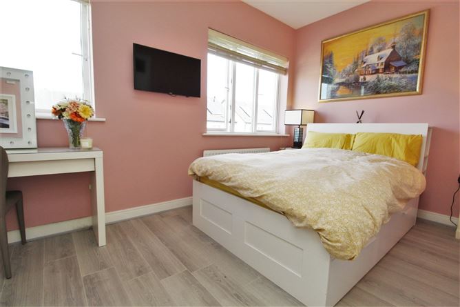 10 Castlegrange Dale, Castaheany, Clonee, Dublin 15