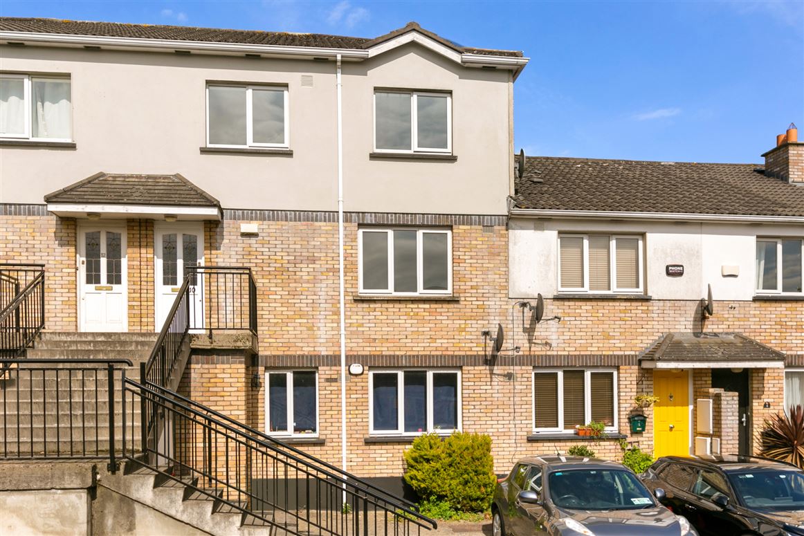 10 Mount Andrew Court, Lucan, Co. Dublin Sherry FitzGerald Lucan