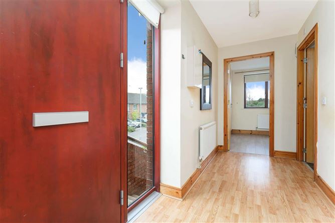 1 Castlegate Grange, Adamstown, Co. Dublin