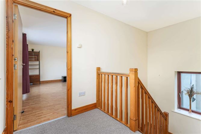 Photo 19 of 31 — 1 Castlegate Grange, Adamstown, Co. Dublin