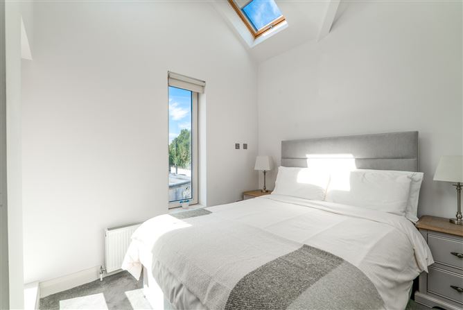 Photo 15 of 35 — 2 Aideen Place, Terenure, Dublin 6W