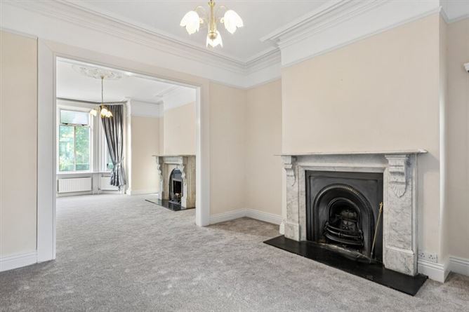 21 Eaton Square, Terenure, Dublin 6