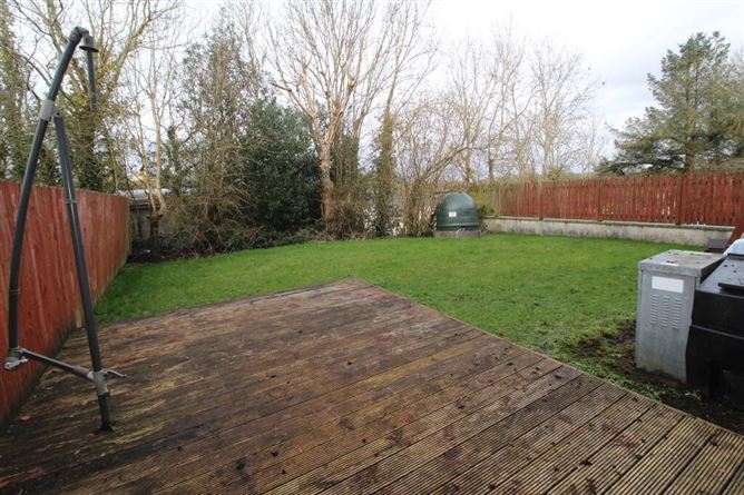 28 Shannon Grove, Carrick-On-Shannon, Leitrim
